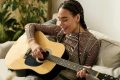 Montar en bici, nadar, tocar la guitarra… Cómo recuperamos habilidades que parecían olvidadas