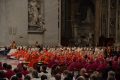 Comienza la transición papal y los preparativos del cónclave con el secreto absoluto como norma