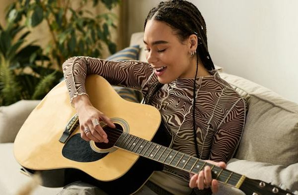Montar en bici, nadar, tocar la guitarra… Cómo recuperamos habilidades que parecían olvidadas