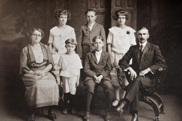 7 famosas familias malditas, ¿las conoces?