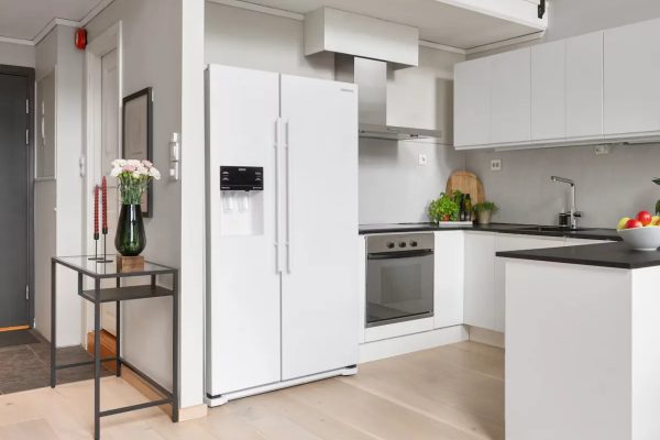 De la nevera de hielo al refrigerador conectado: la historia de un aparato que cambió la cocina