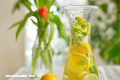 Como identificar y protegerse de las malas vibras con limones en agua