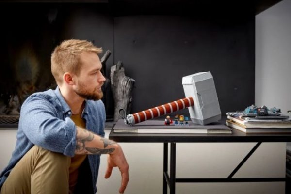 Ahora puedes tener el martillo de Thor en tus manos, gracias a LEGO
