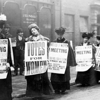 Mujeres que cambiaron la historia: cómo un puñado de sufragistas conquistó el voto